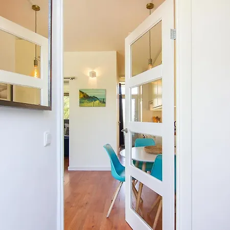 De Zeemeermin, Free Parking