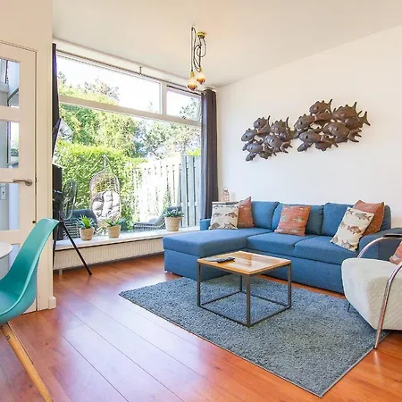 Apartment De Zeemeermin, Free Parking *