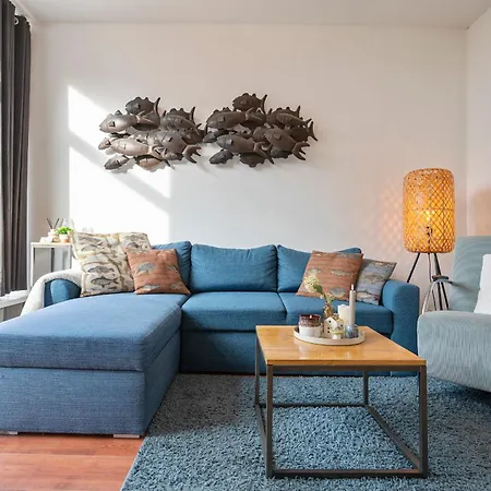 De Zeemeermin, Free Parking