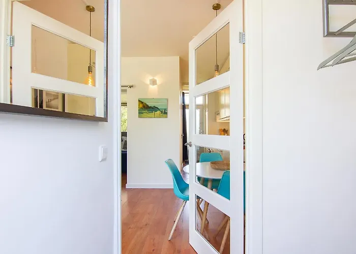 De Zeemeermin, Free Parking