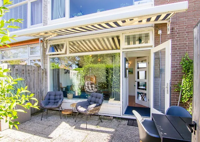 De Zeemeermin, Free Parking *