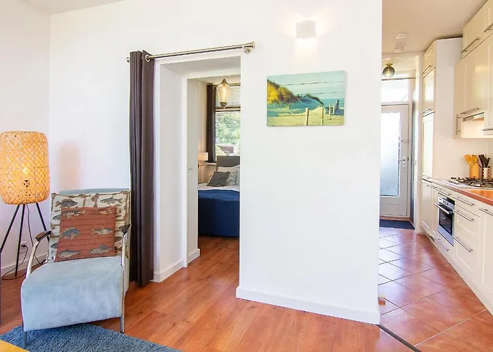 De Zeemeermin, Free Parking * Zandvoort