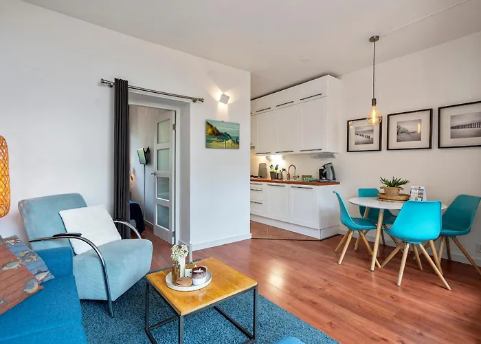 De Zeemeermin, Free Parking Zandvoort