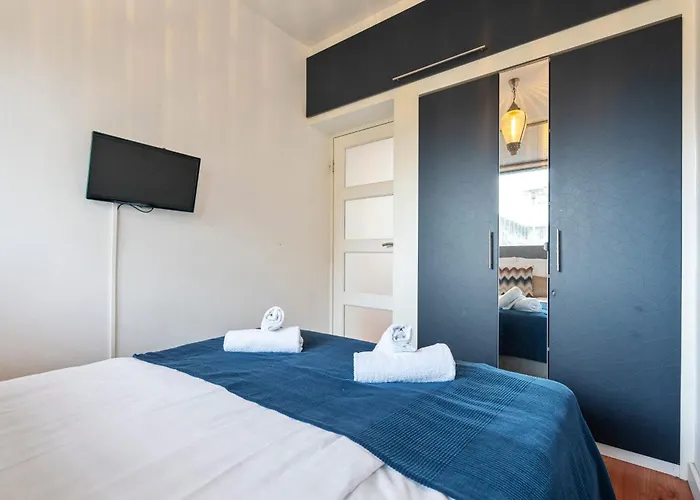 De Zeemeermin, Free Parking *